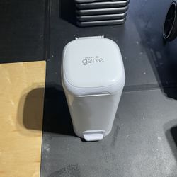 Diaper genie signature Paul