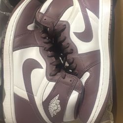 Size 11 Men’s Jordan’s 