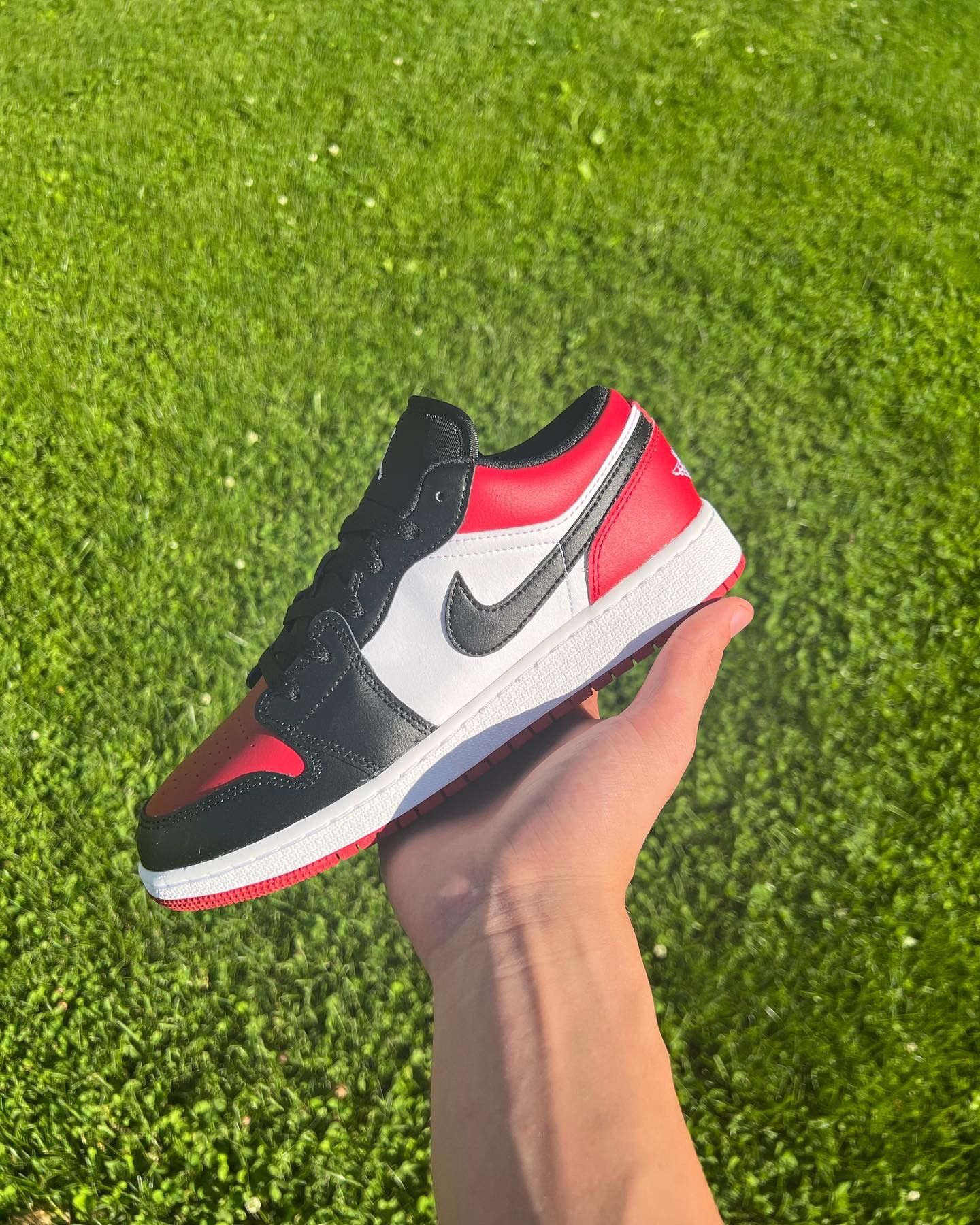 GS Air Jordan 1 Low “Bred Toe” Size 6.5Y(8 Women) Deadstock