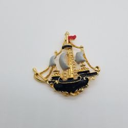 1700's Pirate ship pin/brooch