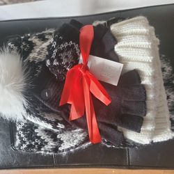 Hat/Gloves/Scarf Gift Set