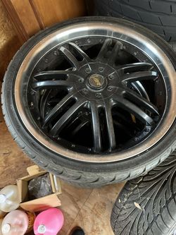 225/35R20   Set Of 4 Wheels With Spare Tire , $300 Cash 