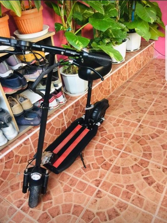 Electric scooter