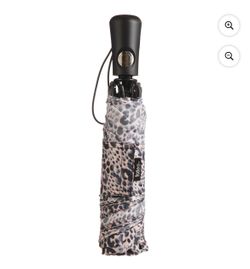 New-Totes  Canopy Auto Open & Reverse Close Compact Inbrella Rain Umbrella Painted Leopard