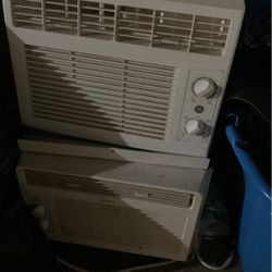 5000 Bc Air Conditioners  2 For 80$ 