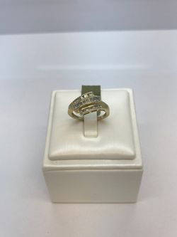 10k Gold Diamond Ring. New.