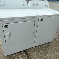 WASHER AND DRYER SET IMMACULATE CONDITION 