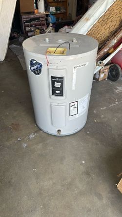30 galones eléctrico, $200