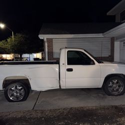 2005 Chevy Silverado V6