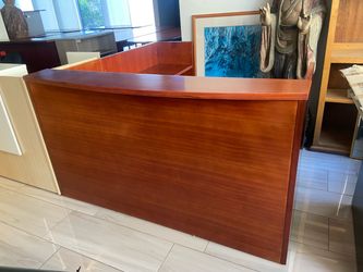Wood reception desk shell 6’x6’