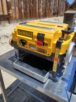 DeWALT