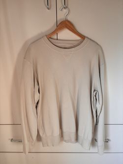 Uniqlo Cream Sweatshirt