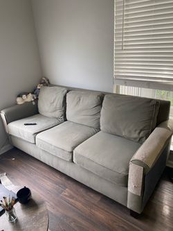 3-seat Sofa / Couch (Pottery Barn)