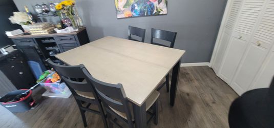 Counter Height dinning table 6 pc w leaf table