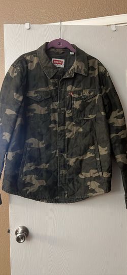 Levi's Camo Button-Up Jacket