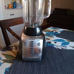 Good Condition Glass Top Nice Blender $30