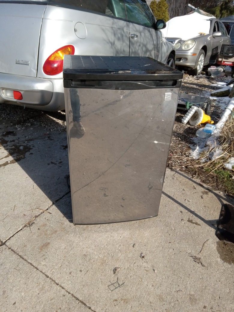 GE Stainless Mini Fridge