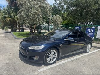 2014 Tesla Model S