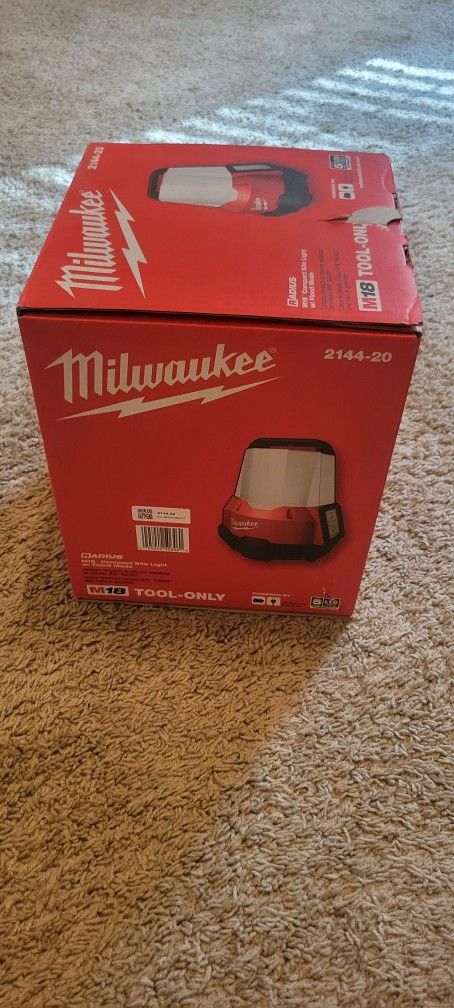 M18 Compact Site Light W/flood Mode 