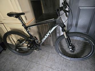 giant bike carbono fiber 26"