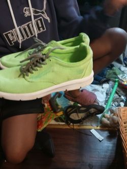 Light green vans size 7