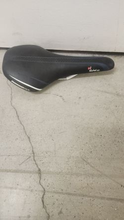 Mongoose Bike seat new