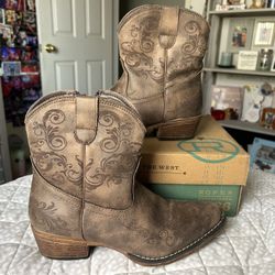 Roper Women’s Cowboy Boots Size 9