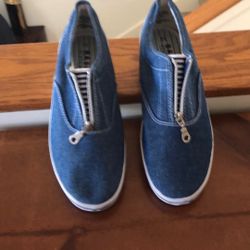 Women’s Summer Denim Shoes- Size 11