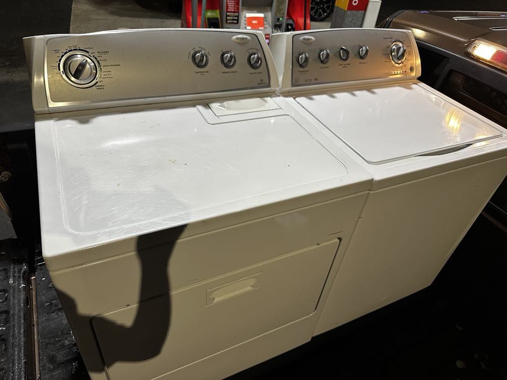 Great Deal! Super Capacity Washer And Electric Dryer