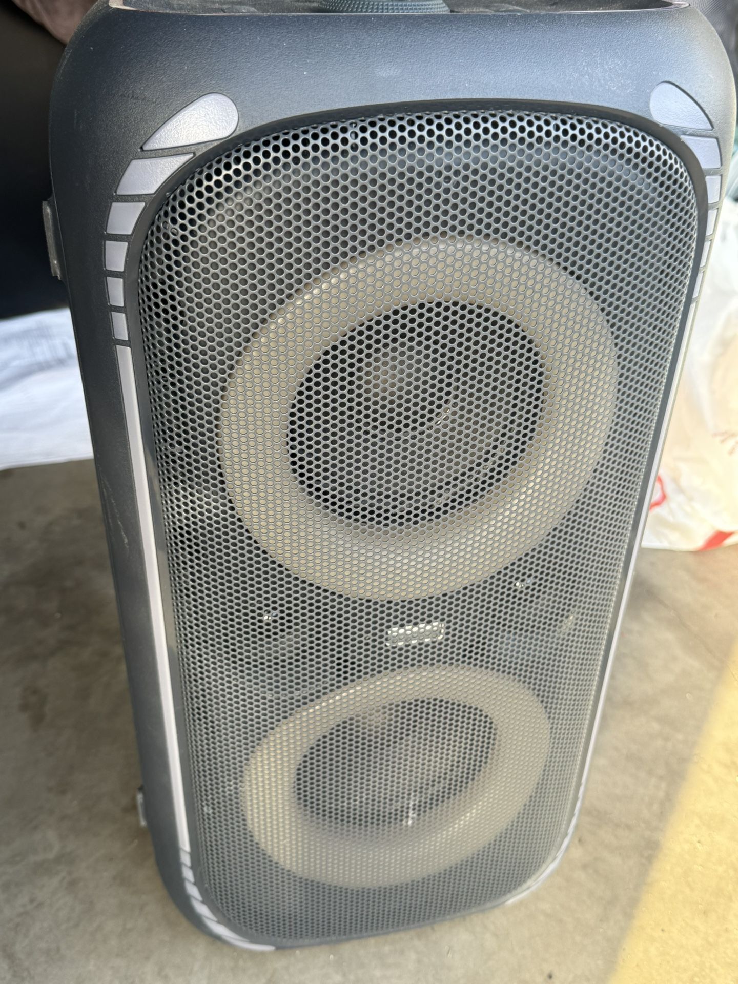 Onn Party Speaker