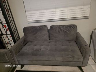Love seat