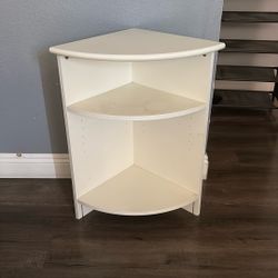 corner shelf 