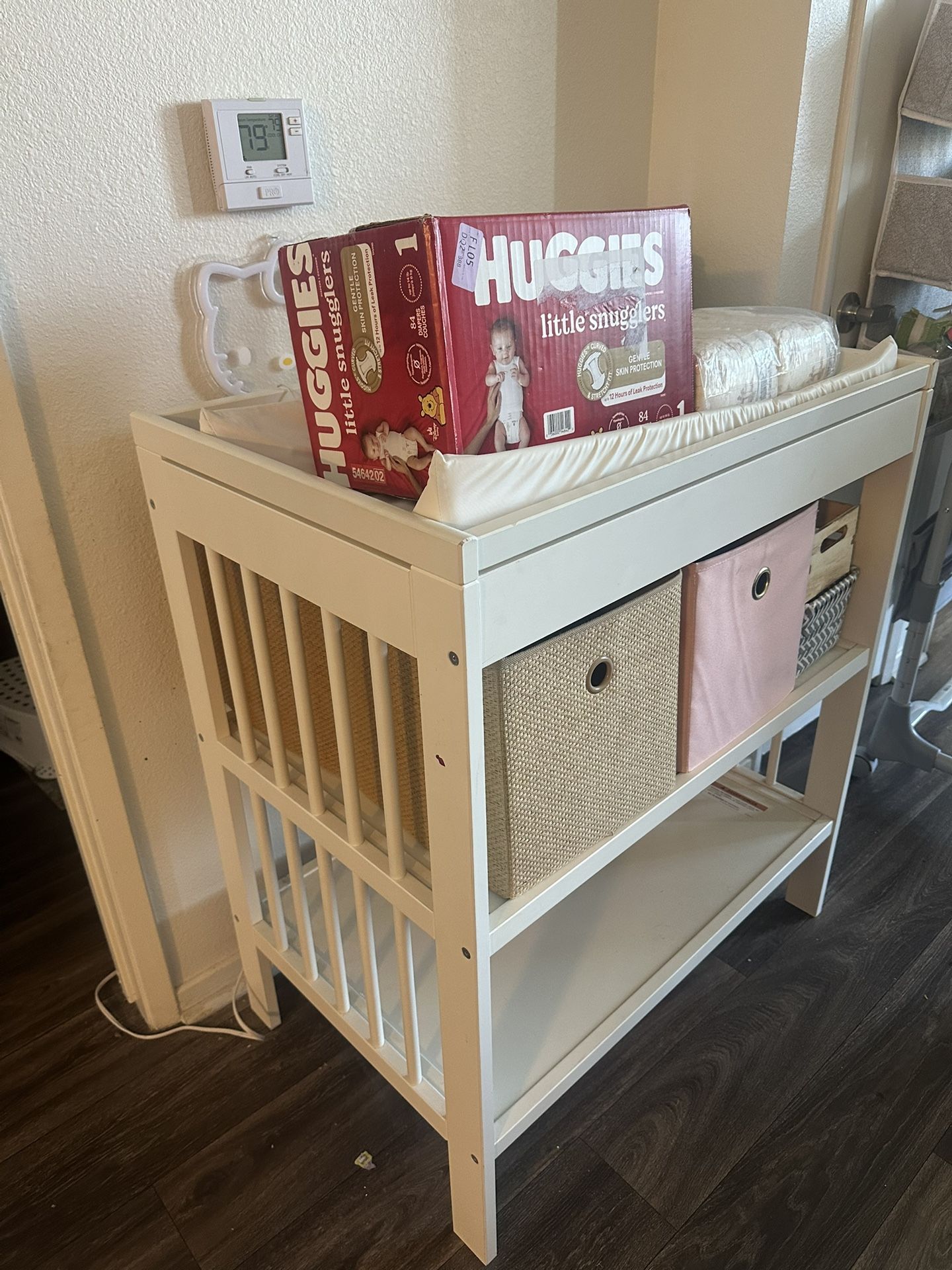 Changing Table/size 1 Huggies Box/ 1 Newborn Pack/wipe Warmer/cubes