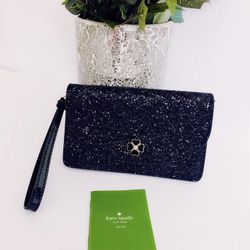 New Kate Spade Small Multifunctional Wristlet Style WLRU5795, Odette Glitter, Black color, Front flap with snap closure, 2 open slots, 1 zip pocket