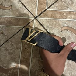 Louis Vuitton x Supreme Belt