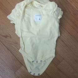 Burt’s bees Neutral Organic Cotton Onesies 0-3 Months