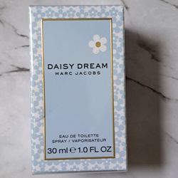 NEW & SEALED " MARC JACOBS DAISY DREAM WOMAN'S SPRAY 30$