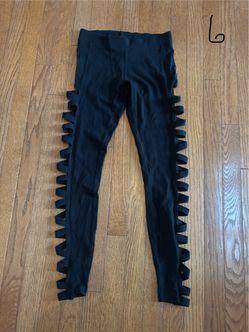 Women’s Express Cut Out Leggings-Size XS