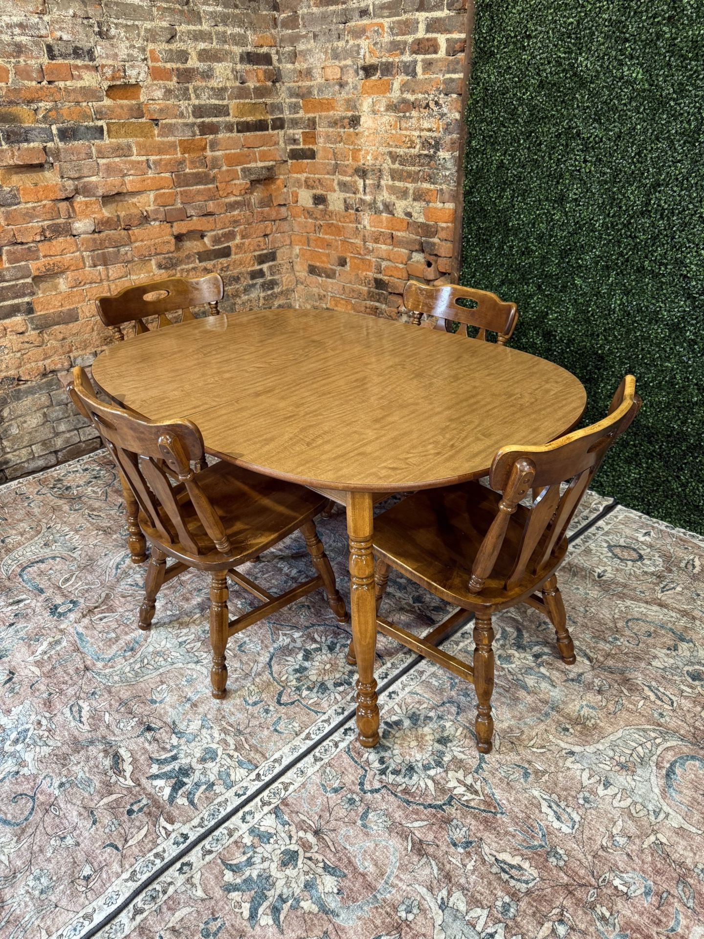 St John’s Maple Dining Table - Free Delivery - 4 Chairs