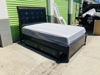Queen Bed