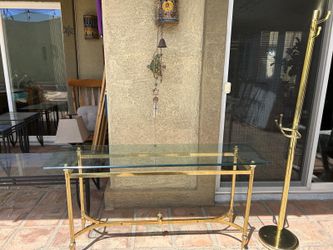 Entry way table