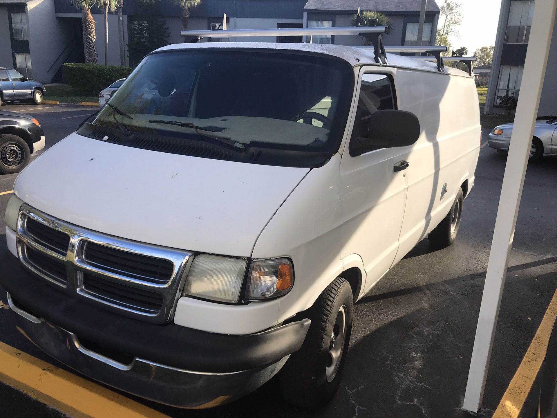 2000 Dodge Ram Van