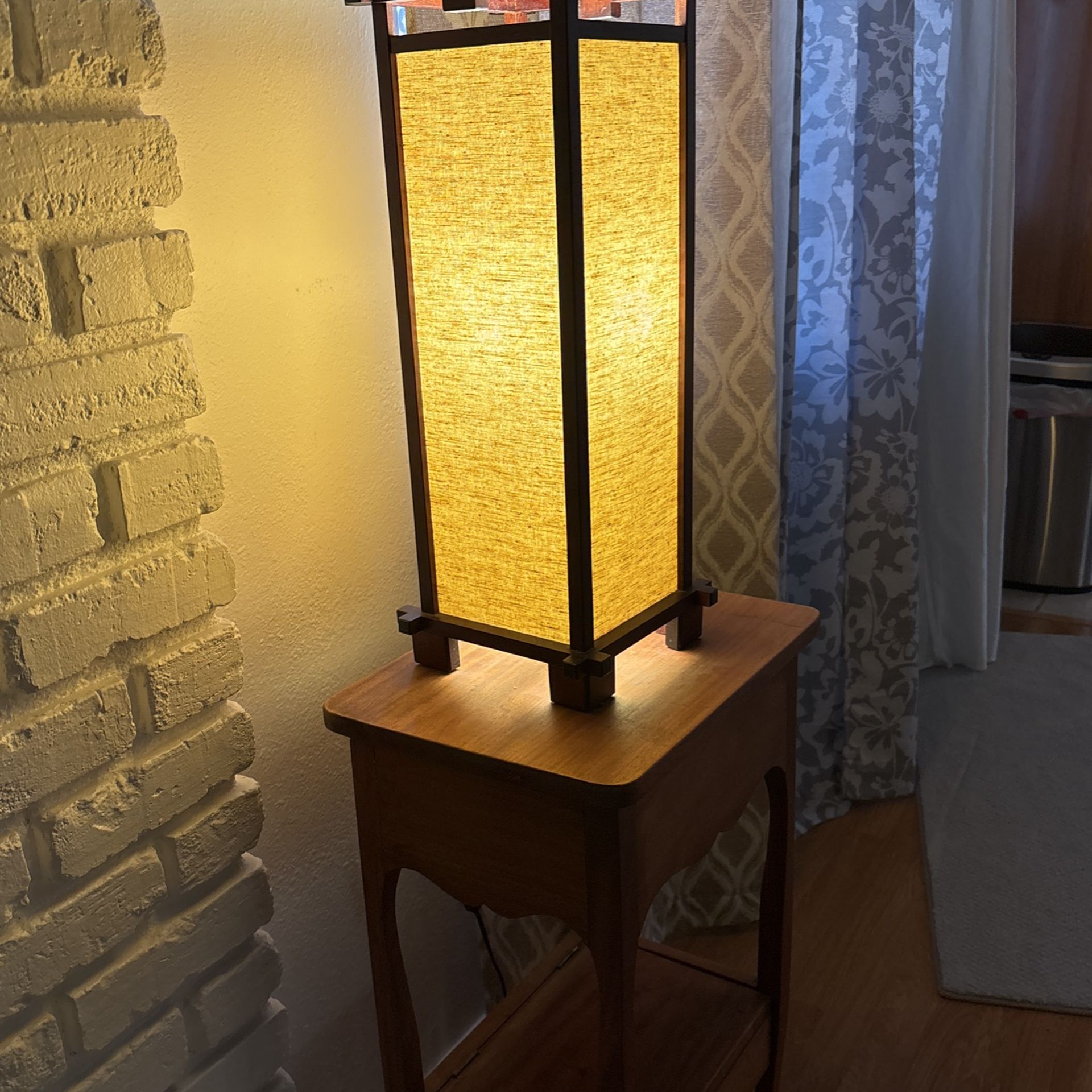 20 Cash - Near AV College Lamp-Tarogo Shoji Lantern, Painted wood,