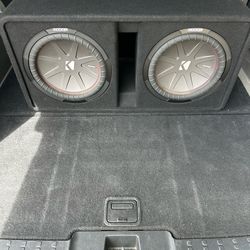 Kicker comp