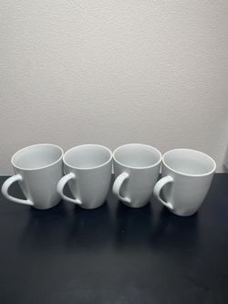 Set of 4 White Ceramic Mugs
