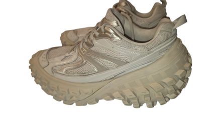 Balenciaga Bouncer Defender Sneakers In Beige Size 10.5
