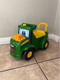 John Deere Johnny Tractor Ride On