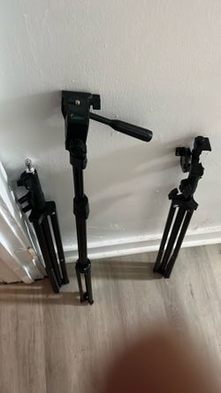 Tri pods