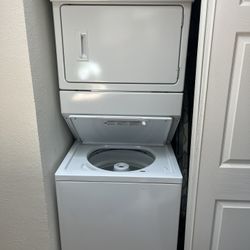 Whirlpool Stackable Washer And Dryer