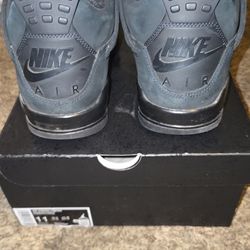 Black cat Jordan 4 2025